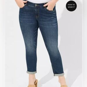 Torrid Boyfriend Straight Mid-Rise Jean